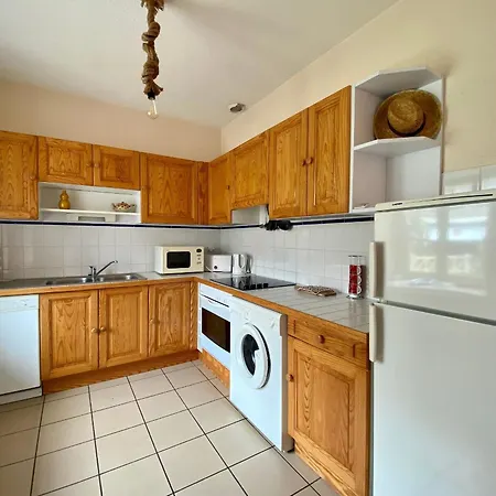 別荘 A Alleyrac: Randonnees, Nature Et Confort Moderne - Fr-1-582-66